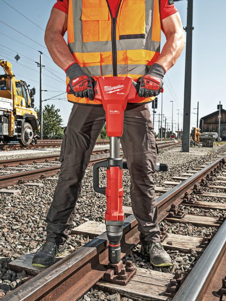 Milwaukee M18FHIWF1R-122C