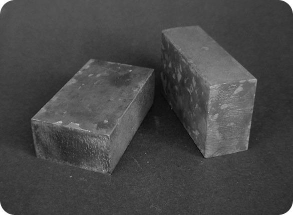 Hrot na kolopásy 18x45x60mm 10ks/bal.