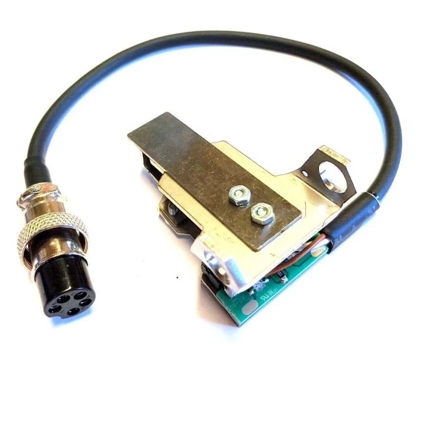 Sensor + chain slider assembly